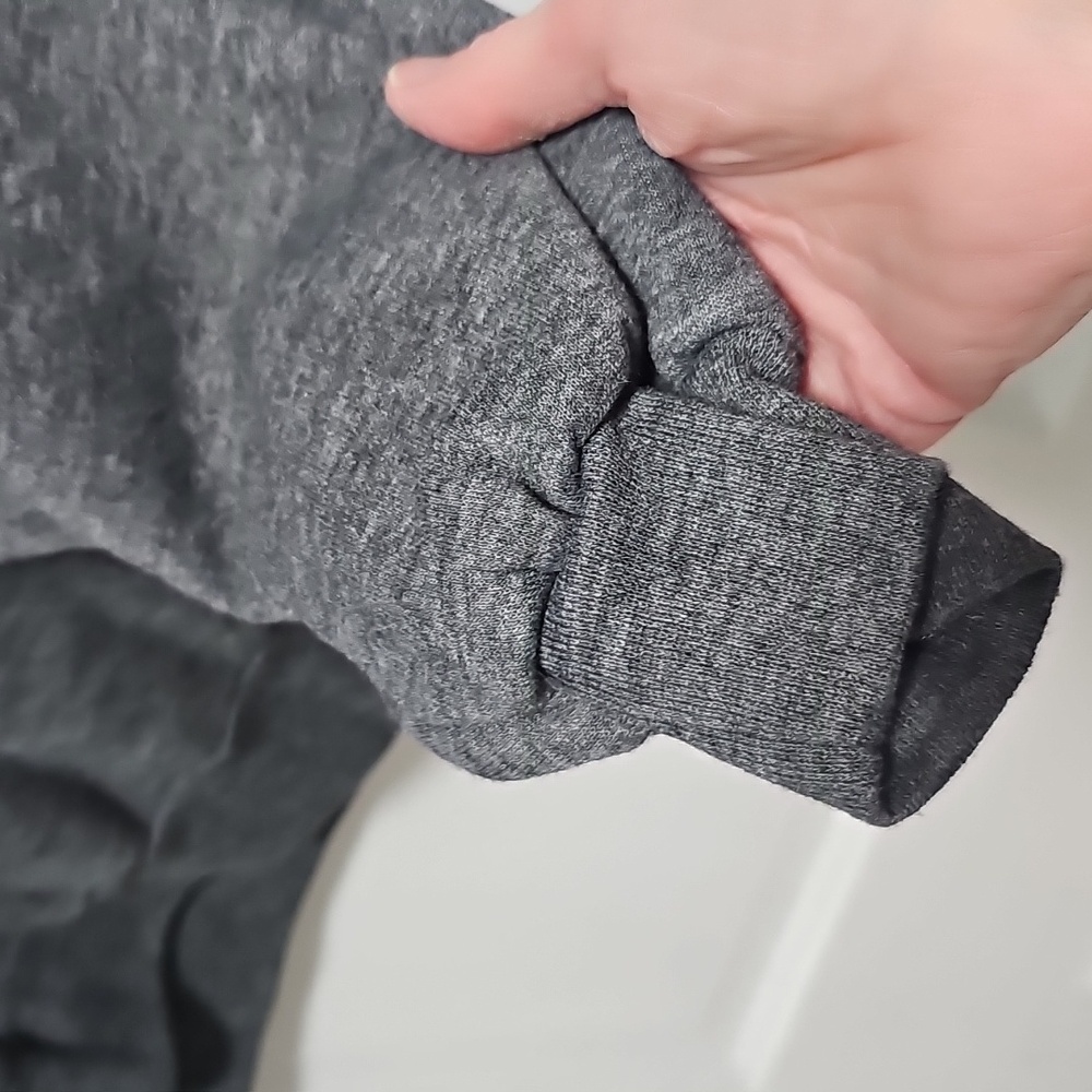 Vintage Acton Gray Pullover View 4
